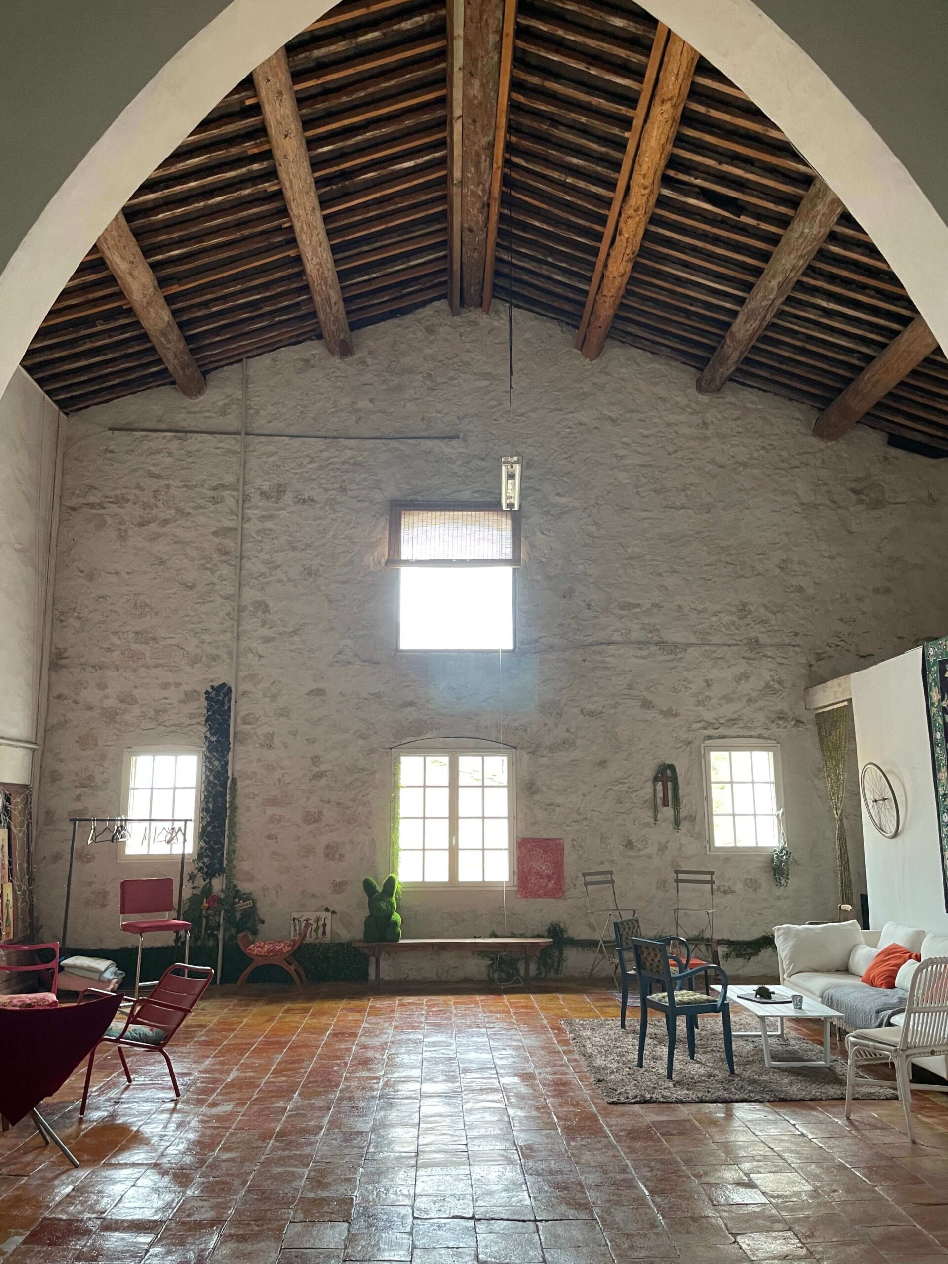 Espace atelier art thérapie Sigean_Narbonne Grande salle d'évènements à Sigean
